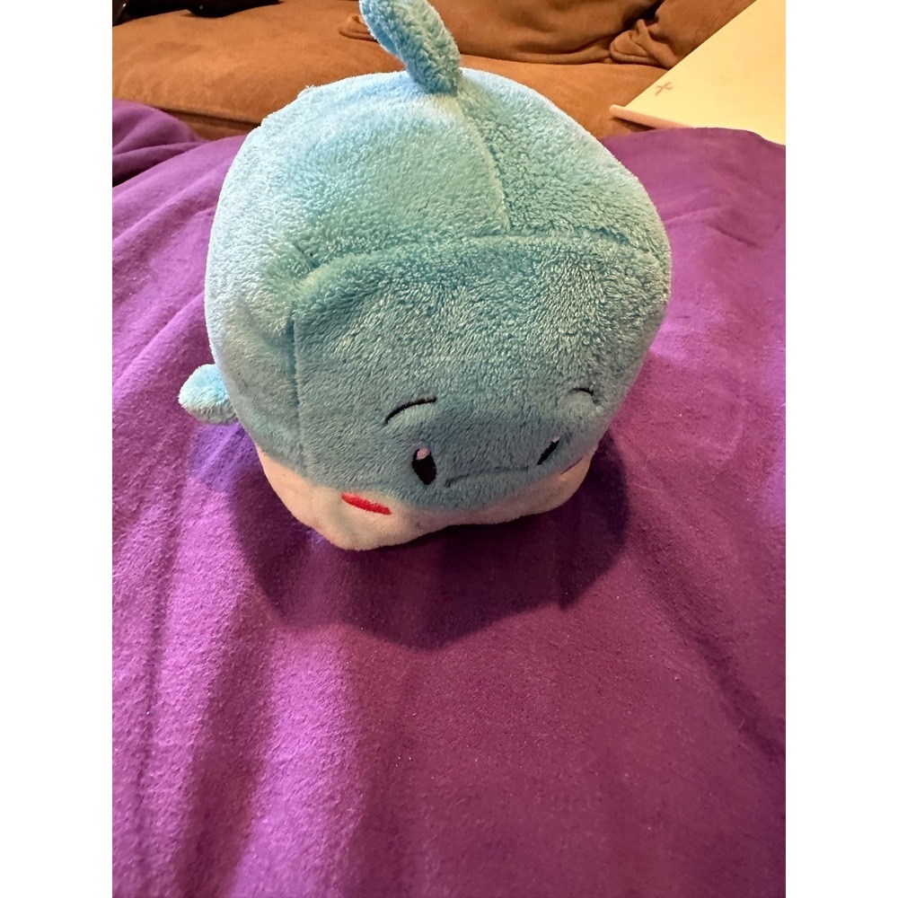 SeaWorld Whale Plush Toy Kids Small Blue Good Stackable Embroidered Marine Life